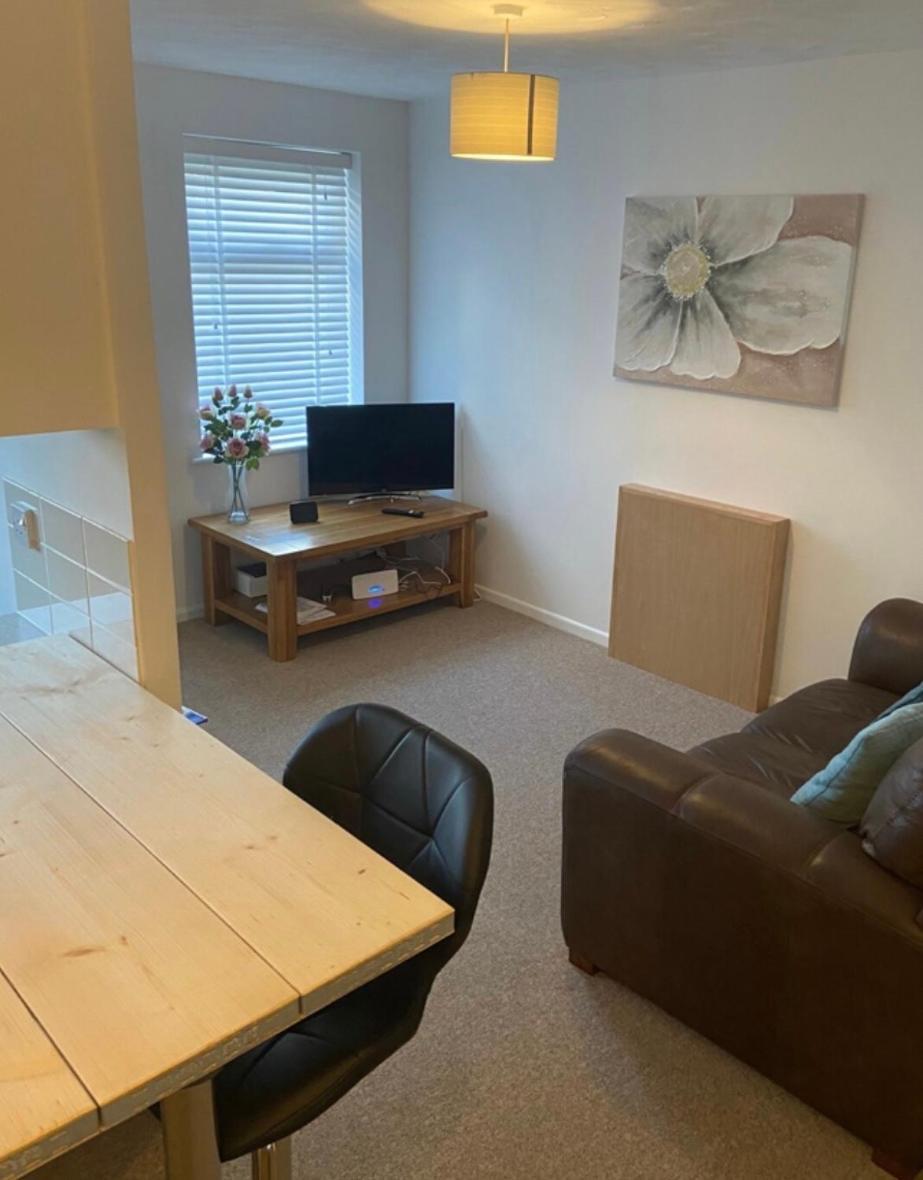 One Bedroom Ground Floor Flat Central Chichester Buitenkant foto